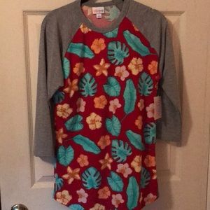 LuLaRoe randy tee size small
